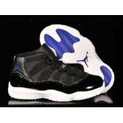 Air Jordan 11 Retro Three-Quarter Chaussure de Nike Jordan Pour Petit Enfant